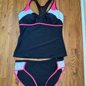 Athletech Takinin Set with Black Mesh Black Back Pink & Black Top & Bottom